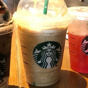 Meet your Posher, Carolina